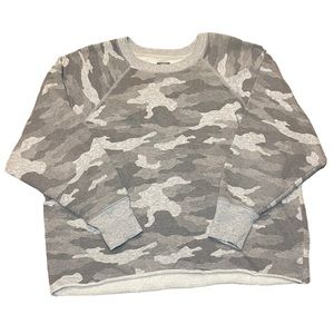 Aerie Gray Camo Ram Hem Crew Neck Sweater